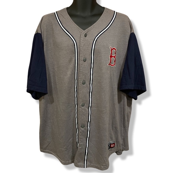 Vintage 90s Boston Red Sox Jersey / T-Shirt - Picture 2 of 4